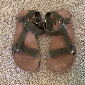 Teva Sandals Like New Size 8